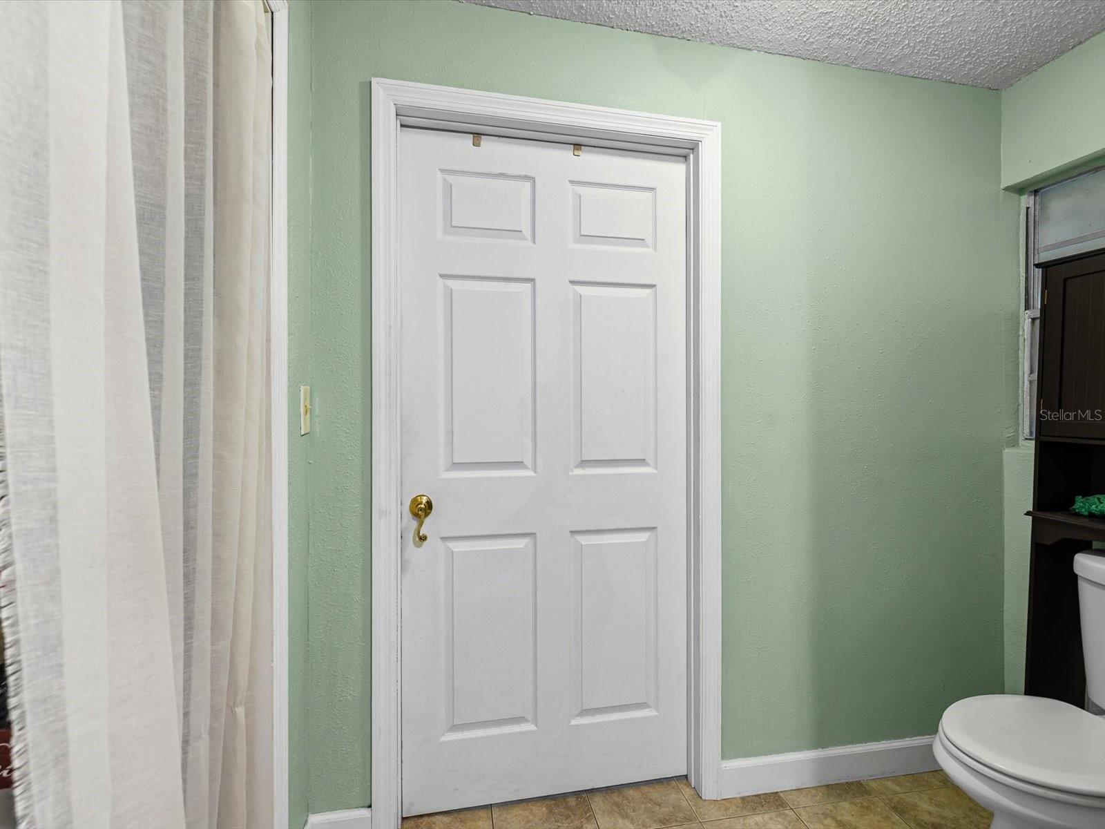 910 E Eskimo Ave Property Photo 18