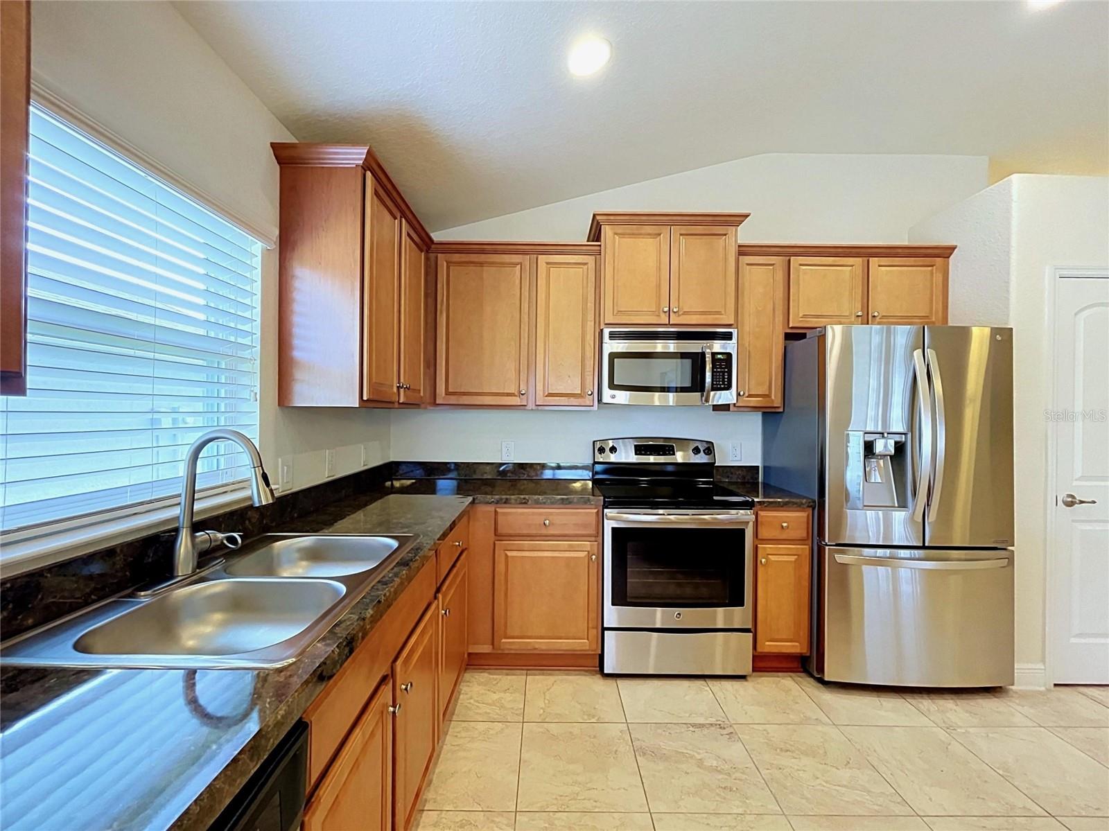 7029 Wirevine Dr Property Photo 15