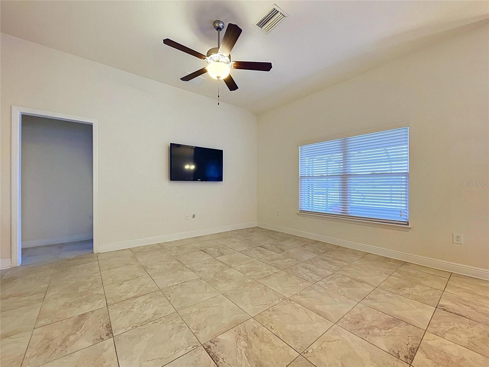 7029 Wirevine Dr Property Photo 24