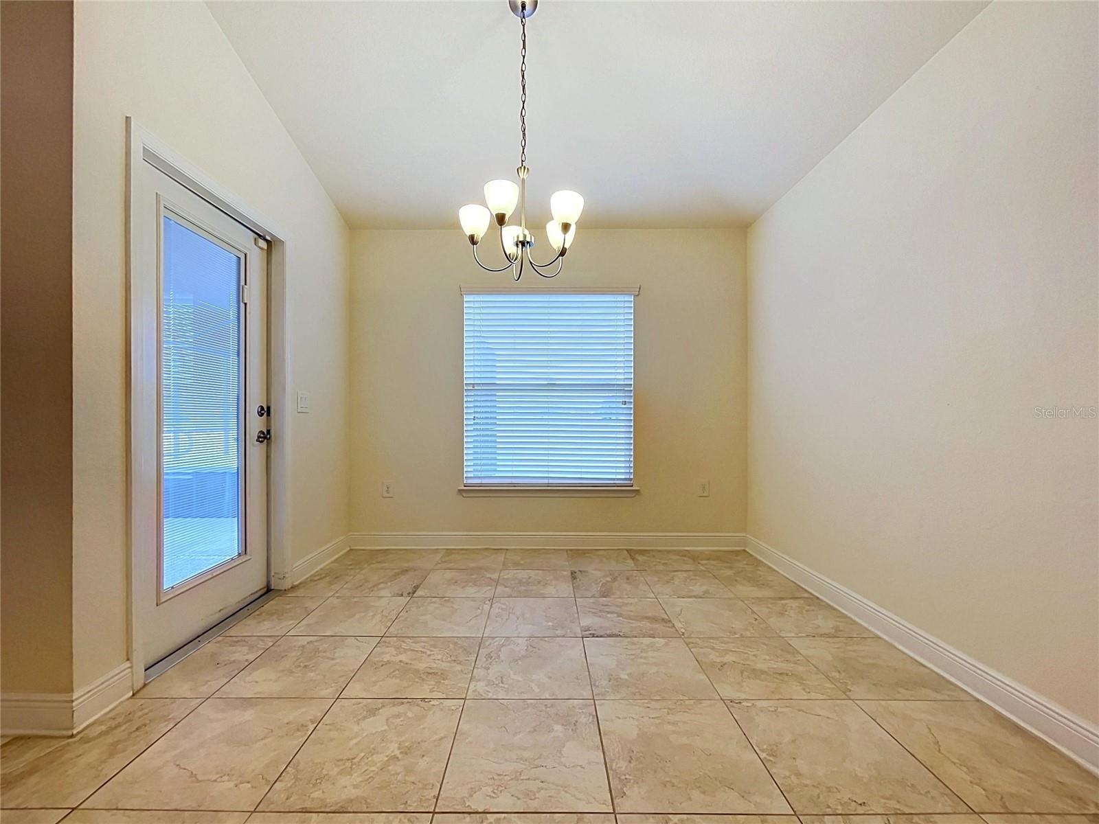 7029 Wirevine Dr Property Photo 29
