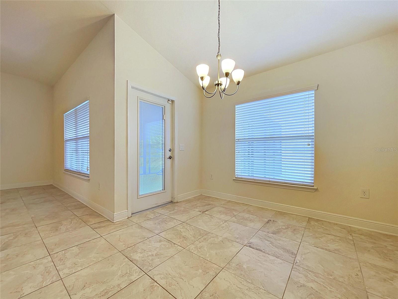 7029 Wirevine Dr Property Photo 30