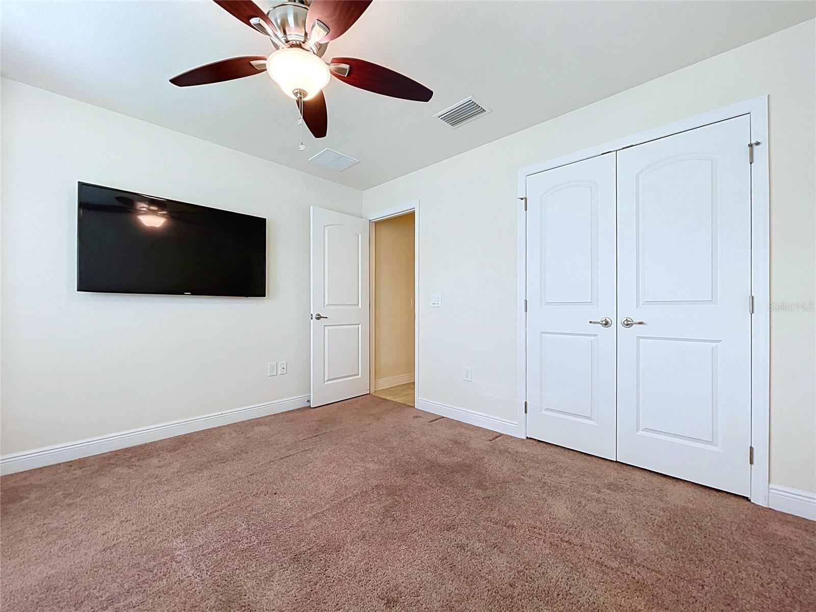 7029 Wirevine Dr Property Photo 35