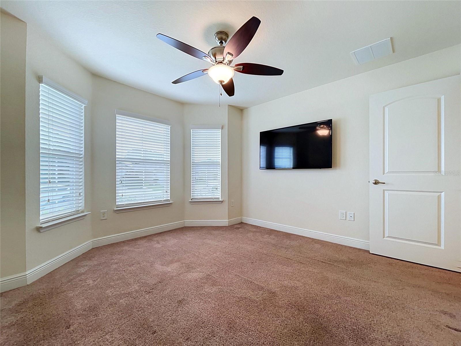 7029 Wirevine Dr Property Photo 36