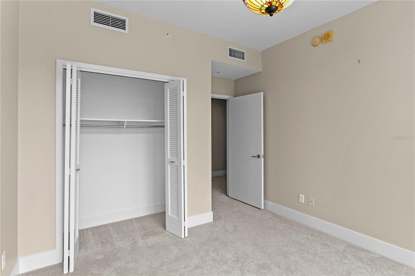 175 1st St S #303 Property Photo 6