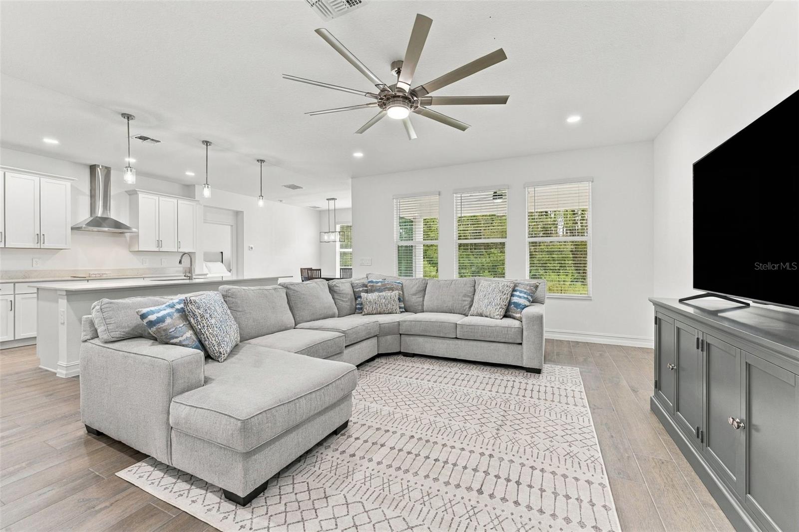 18114 Serene Lake Loop Property Photo 2