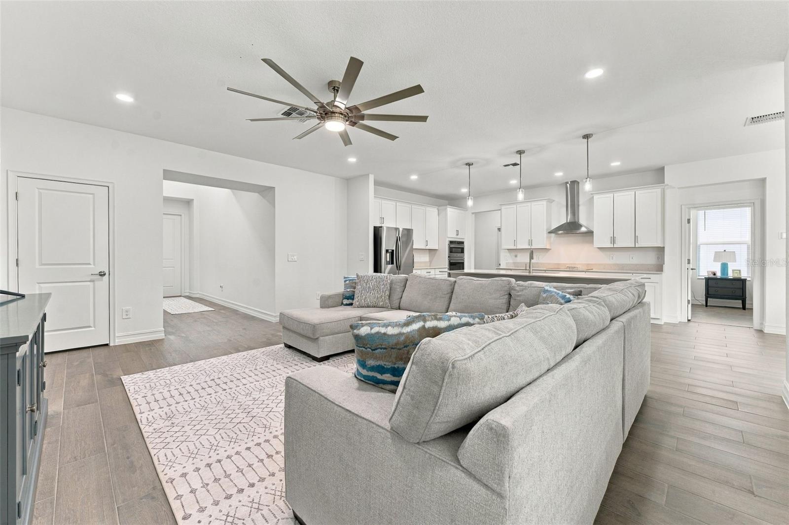 18114 Serene Lake Loop Property Photo 5