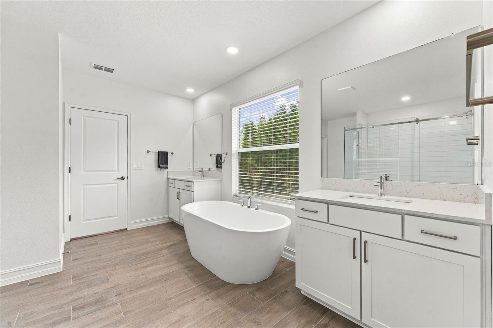 18114 Serene Lake Loop Property Photo 13