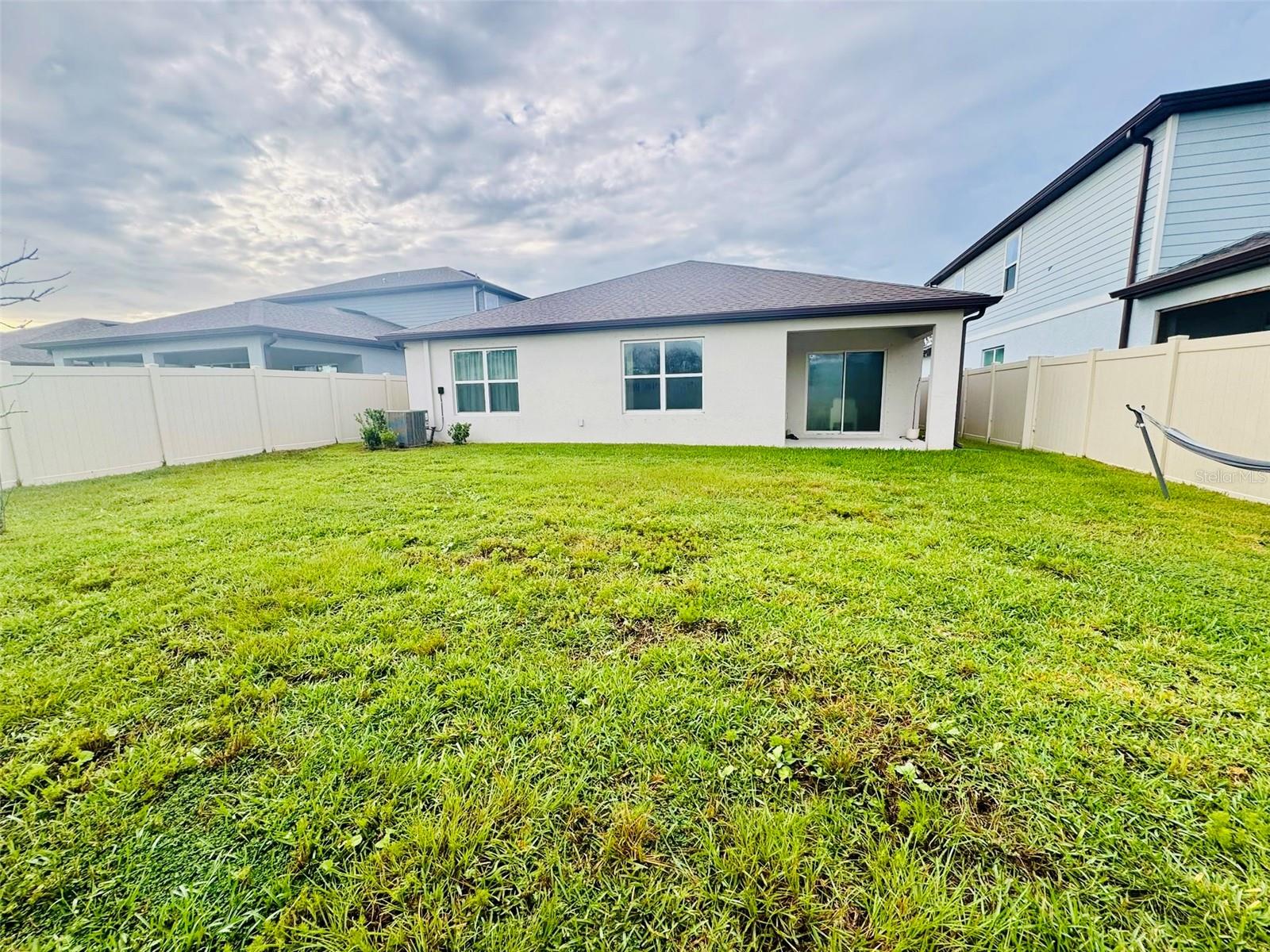 3919 Capri Coast Dr Property Photo 15