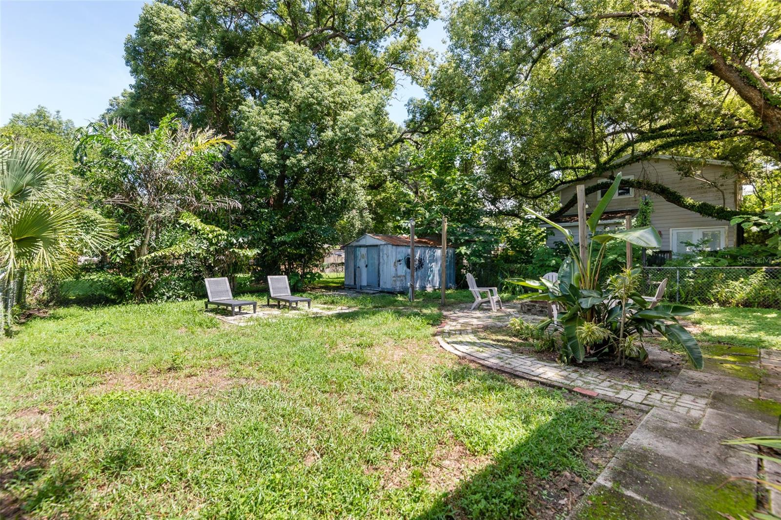 1216 E Flora St Property Photo 24