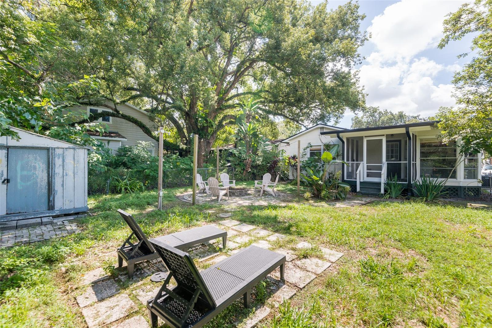 1216 E Flora St Property Photo 26