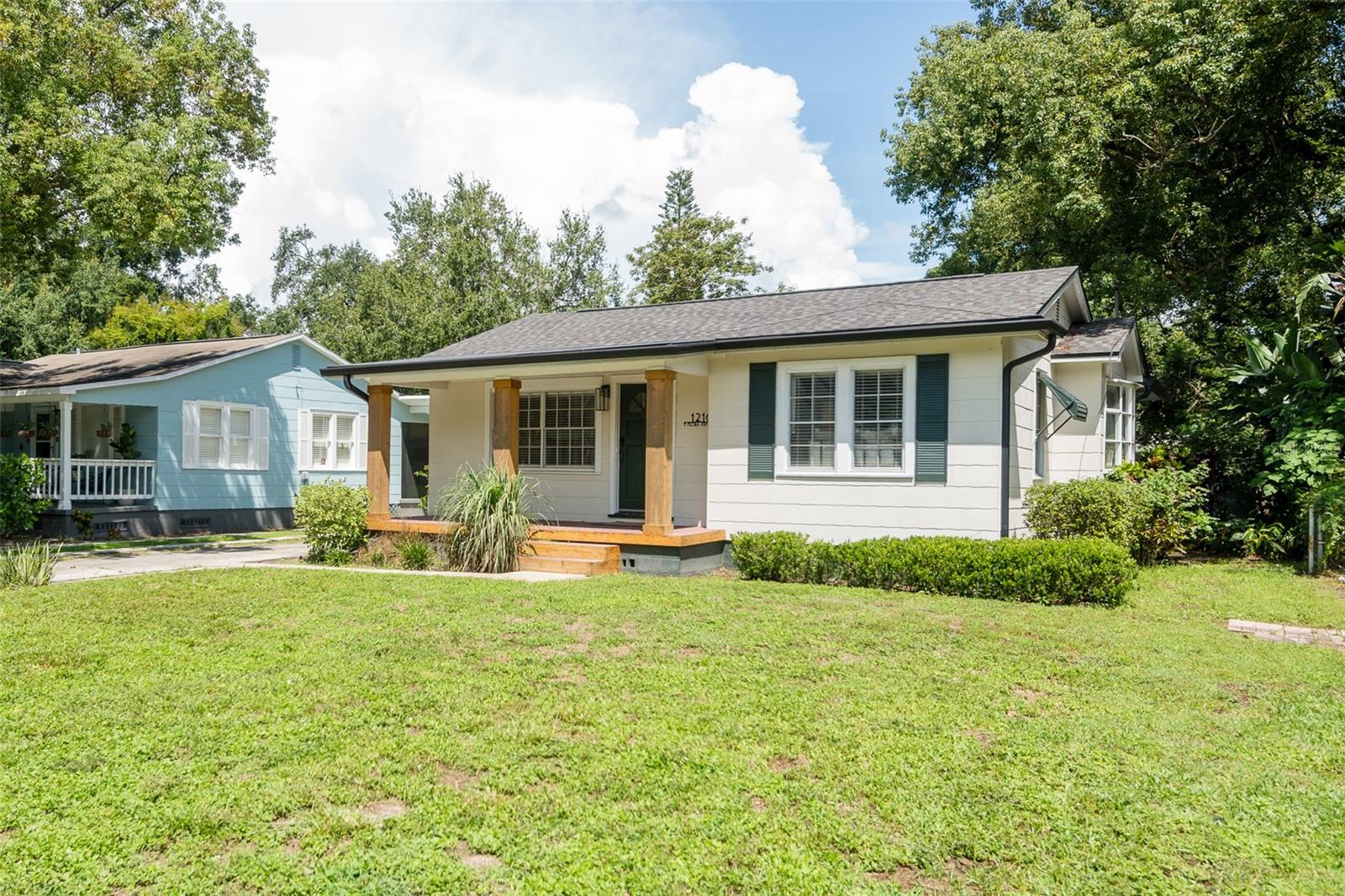 1216 E Flora St Property Photo 28