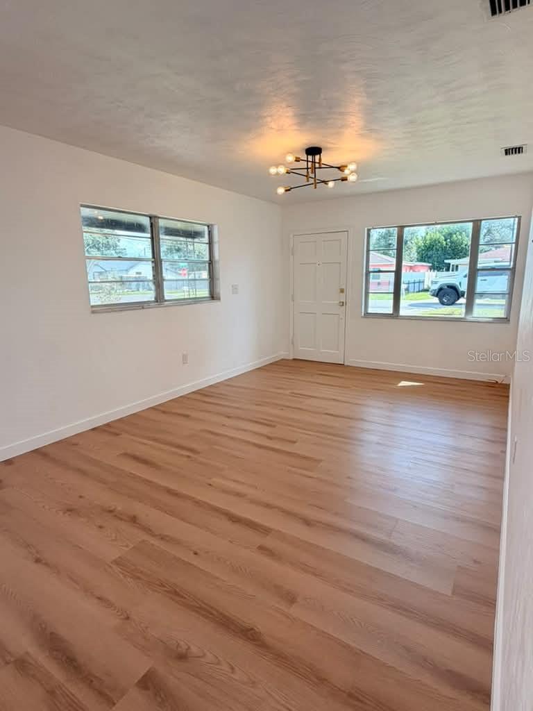 3203 W Ivy St Property Photo 4