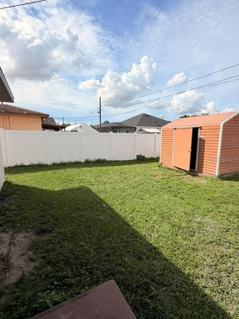 3203 W Ivy St Property Photo 17