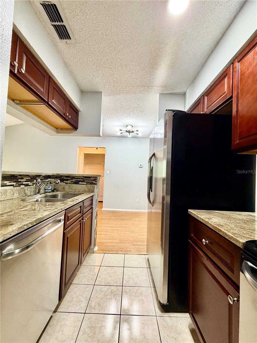 8643 Mallard Reserve Dr #202 Property Photo 6
