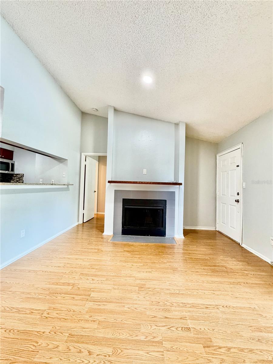 8643 Mallard Reserve Dr #202 Property Photo 11