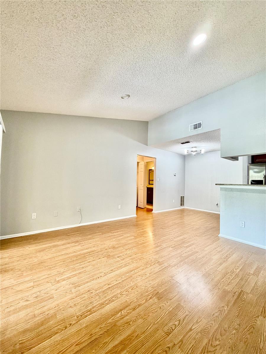 8643 Mallard Reserve Dr #202 Property Photo 12
