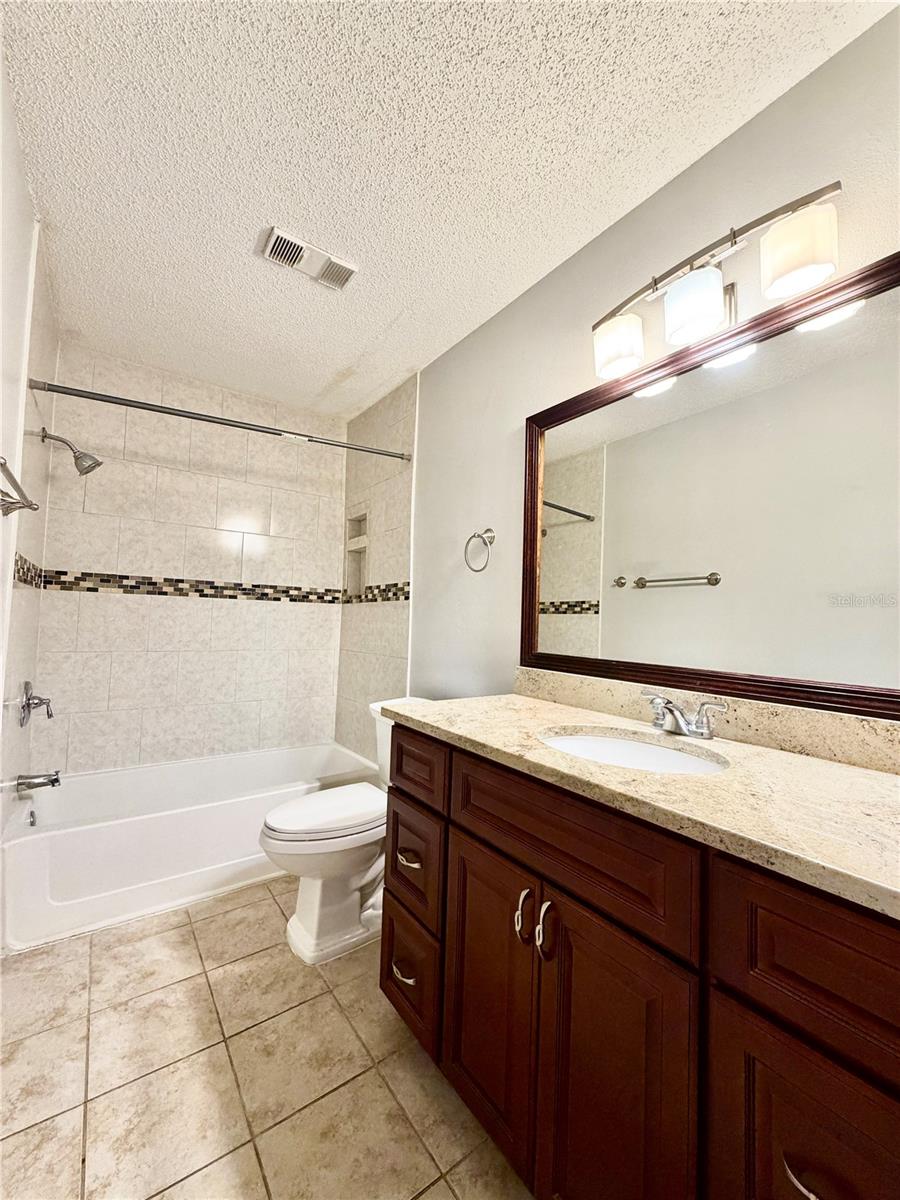 8643 Mallard Reserve Dr #202 Property Photo 14