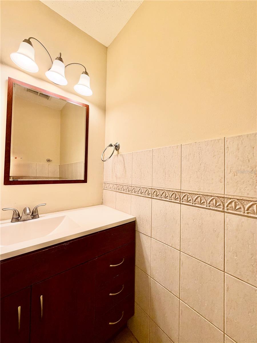 7501 Gallineta Ct #7501 Property Photo 28