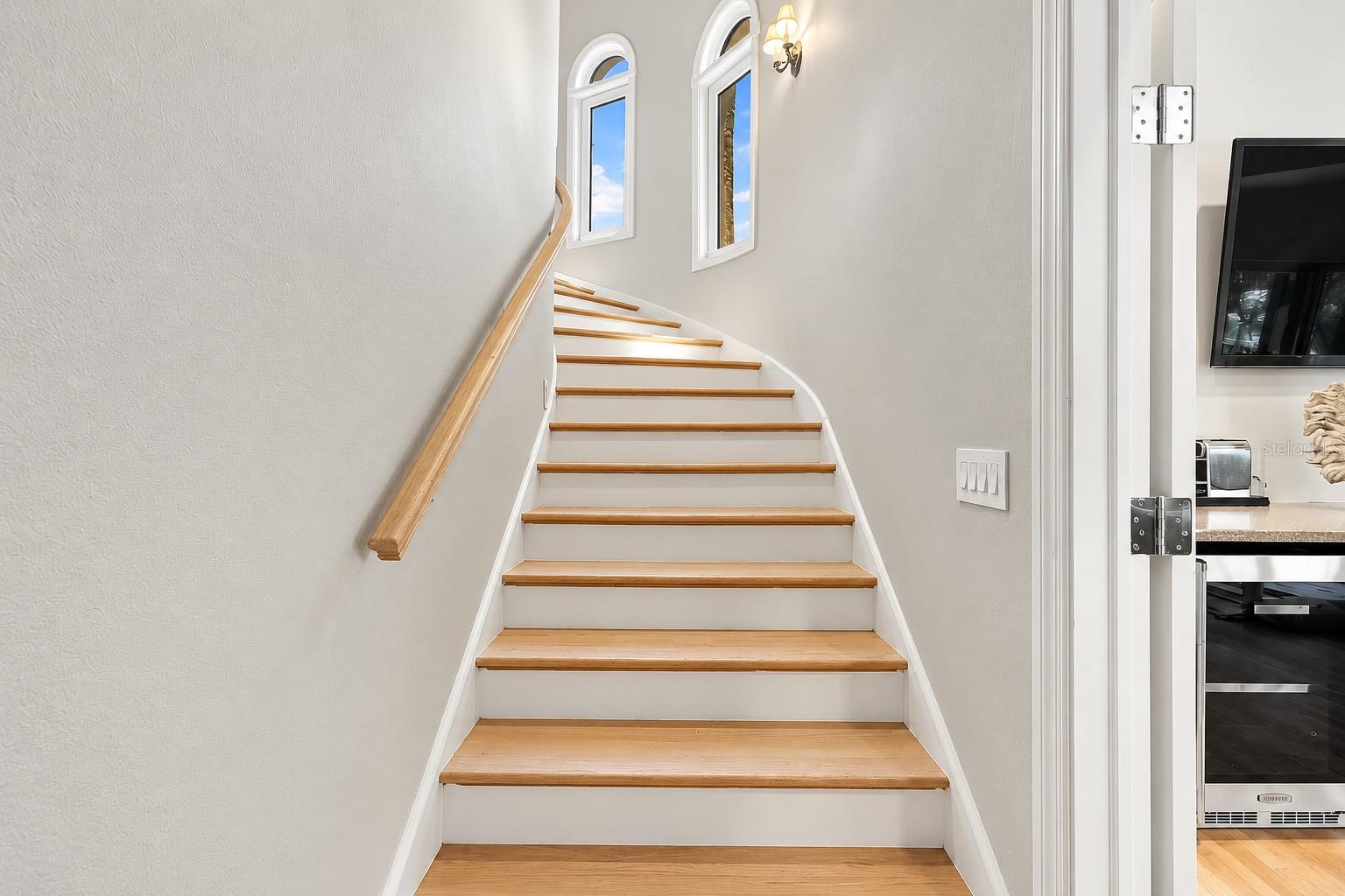 980 Bay Esplanade Property Photo 50