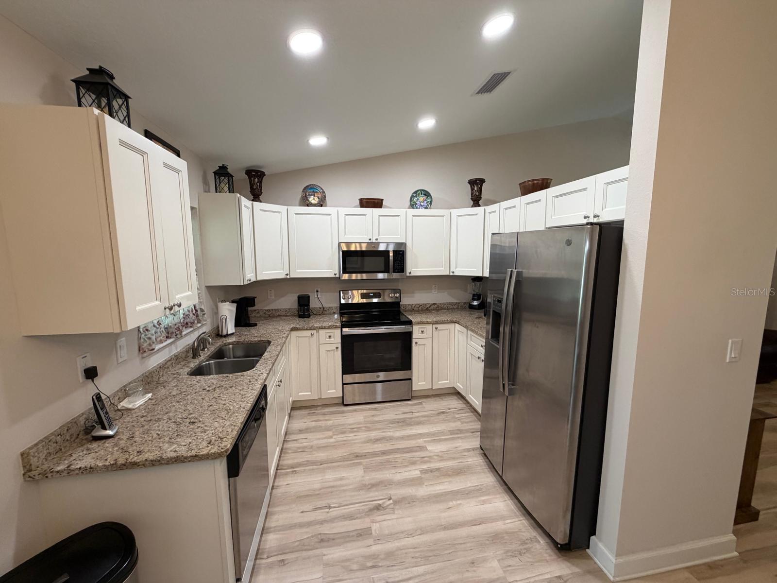 6161 N Allston Ter Property Photo 11