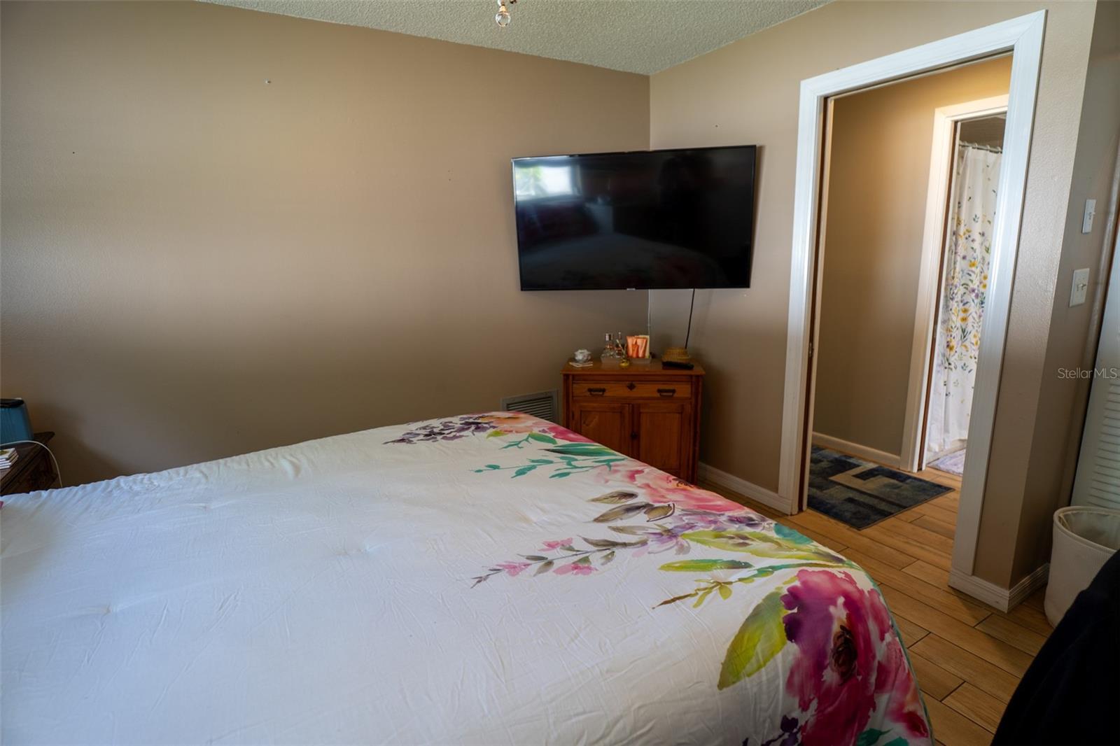 161 Sunward Ave Property Photo 30