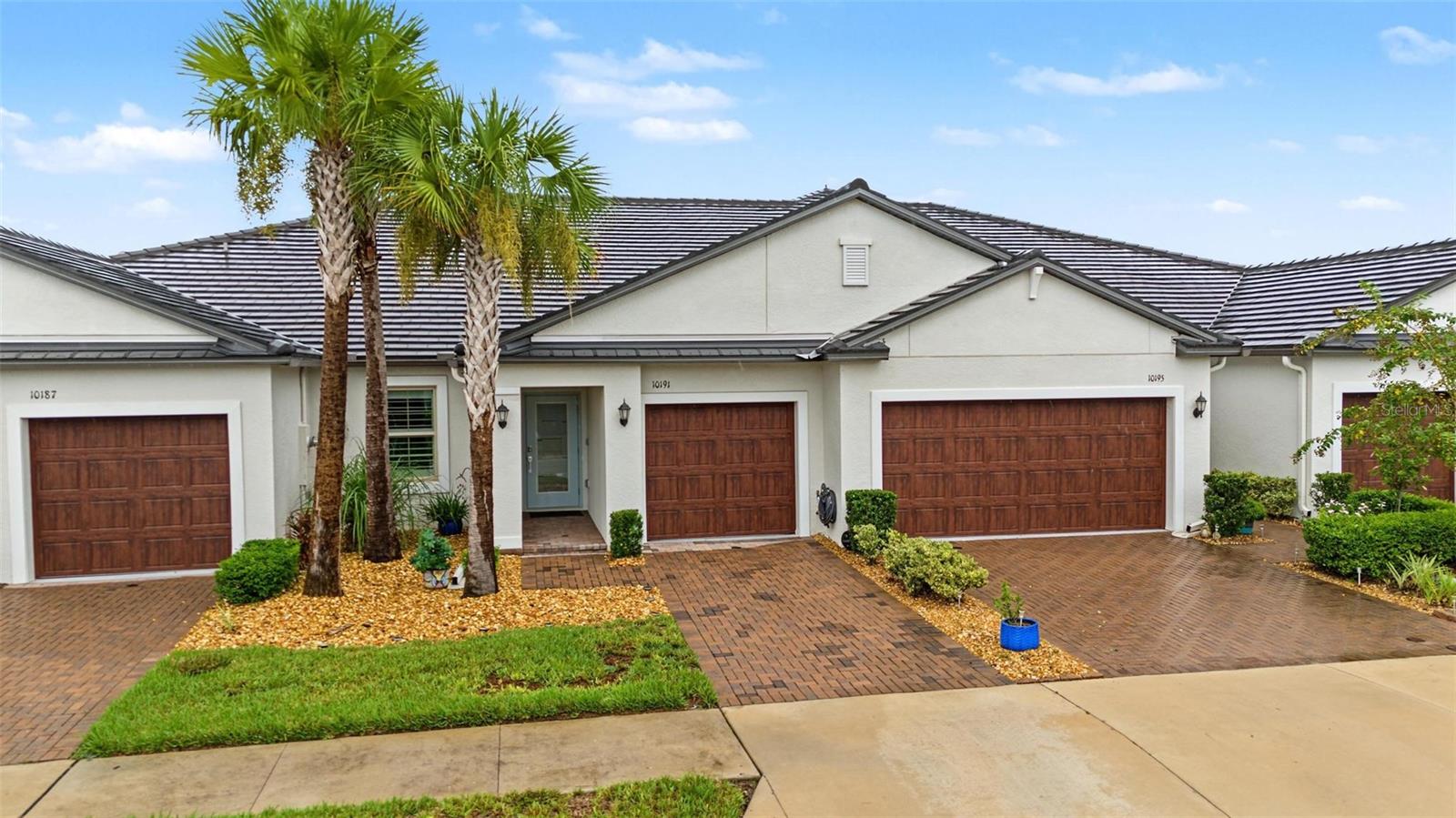 10191 Echo Dock Loop Property Photo 27