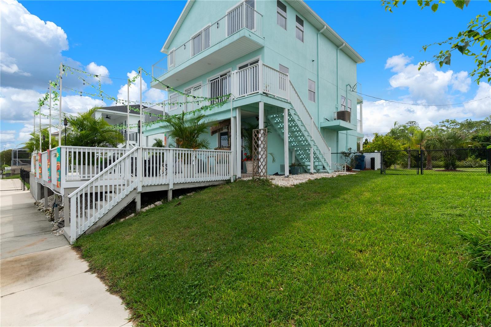 3423 Palometa Dr Property Photo 19