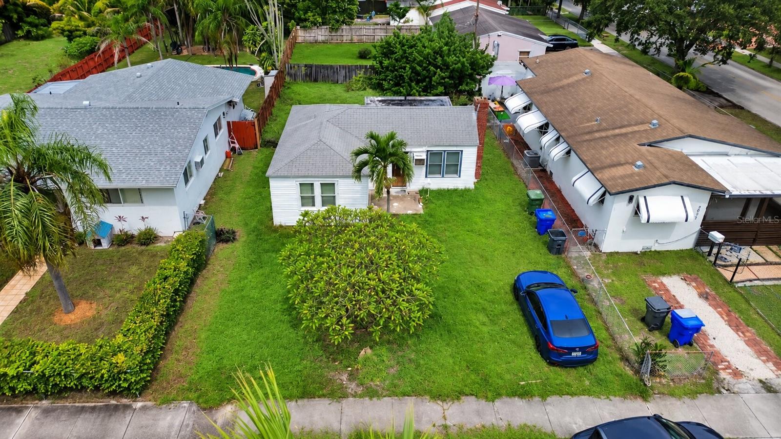 2607 Adams St Property Photo 1