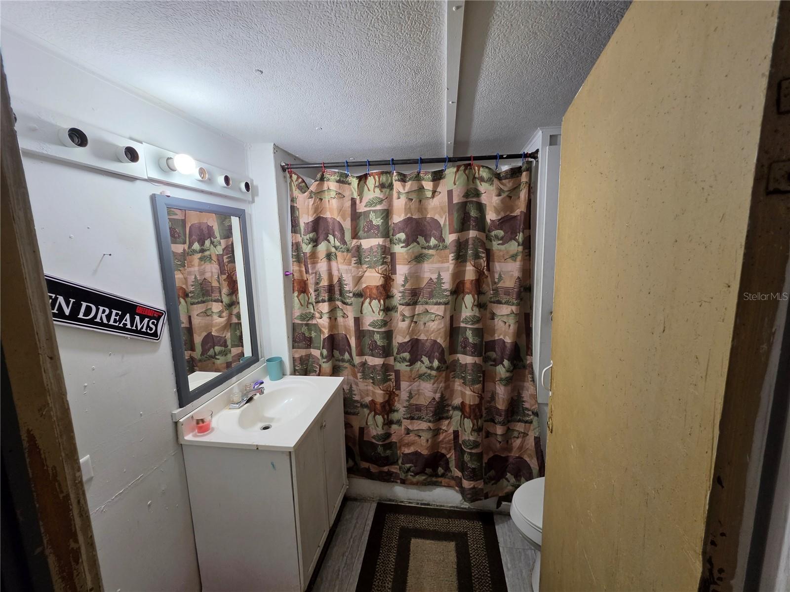37629 March Ln Property Photo 7
