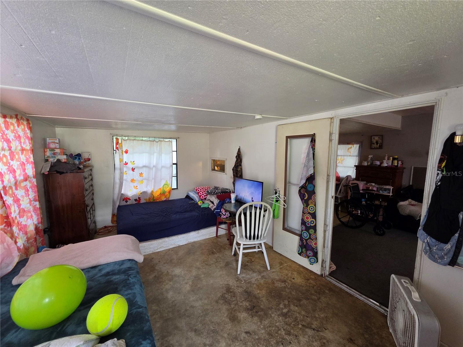 37644 March Ln Property Photo 3