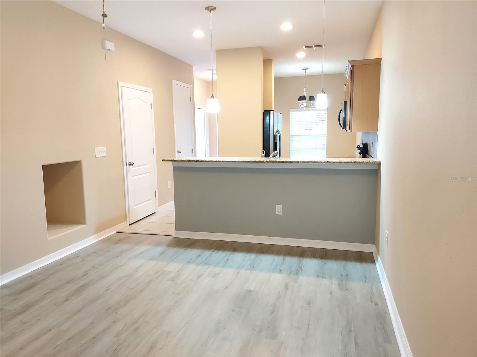 8515 Brushleaf Way Property Photo 3