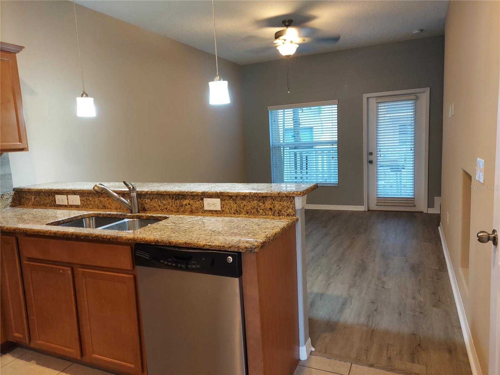 8515 Brushleaf Way Property Photo 9