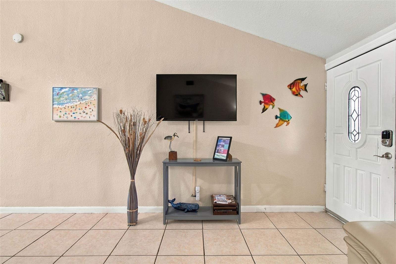 7607 Woodland Oaks Ct Property Photo 6