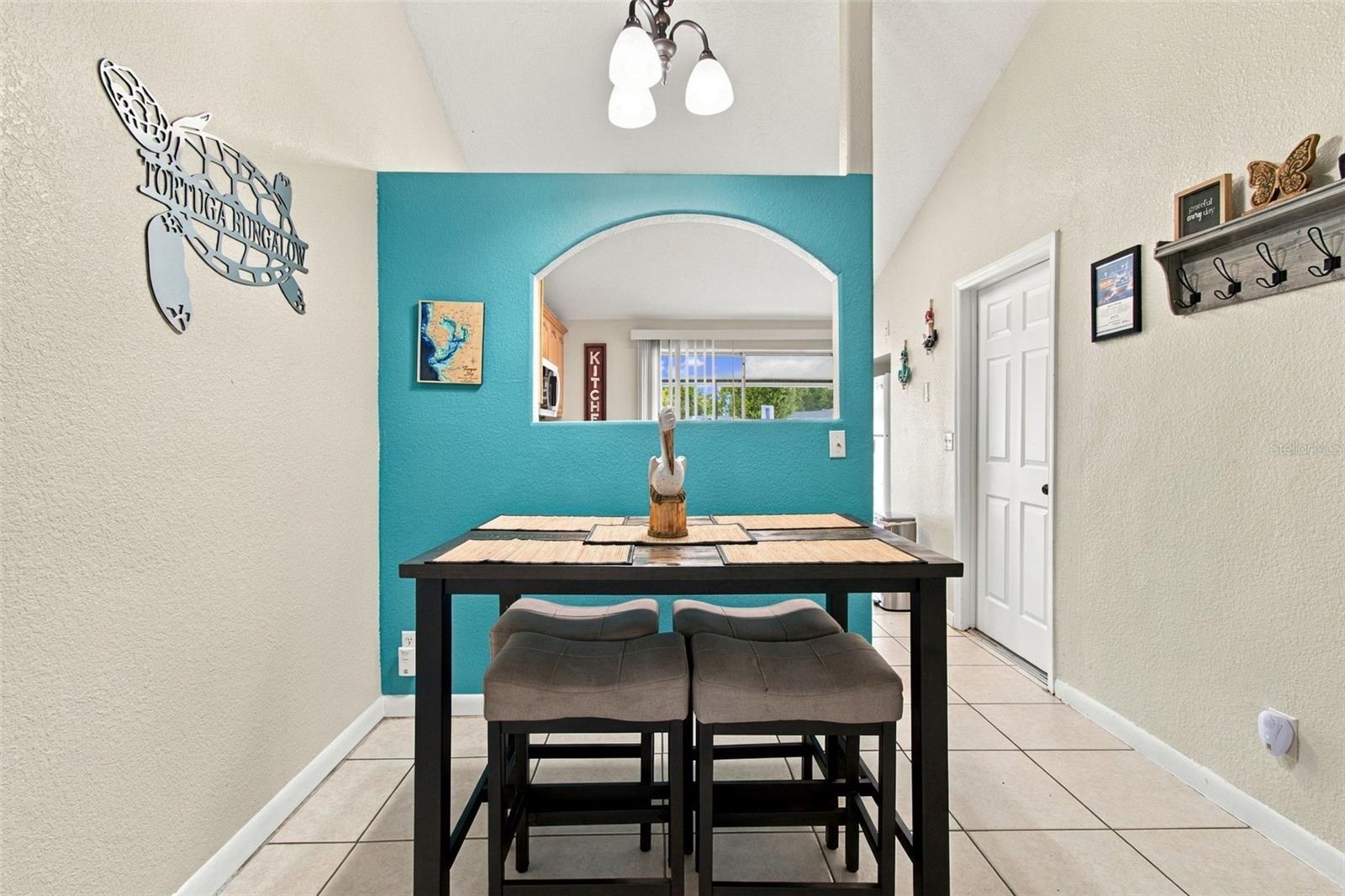 7607 Woodland Oaks Ct Property Photo 14