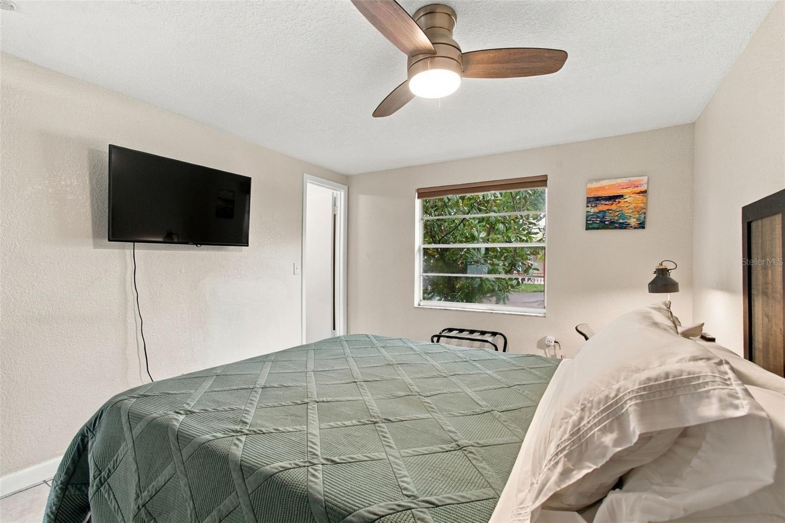7607 Woodland Oaks Ct Property Photo 27