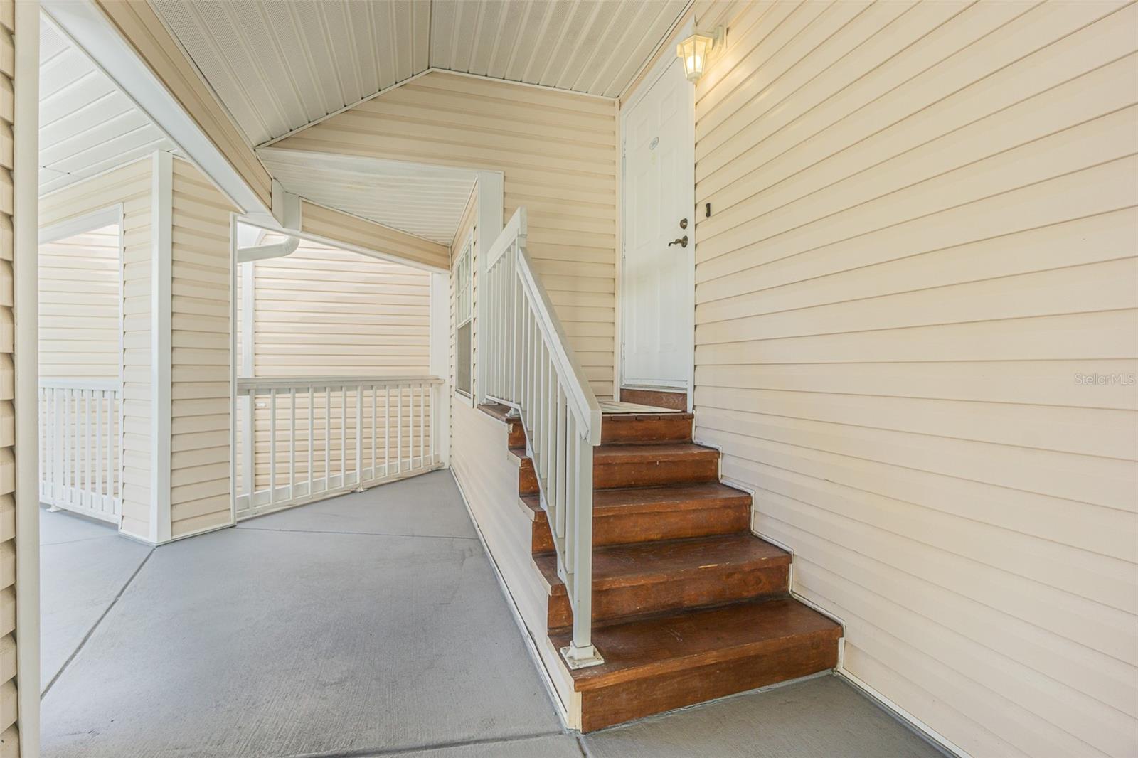 6907 Stones Throw Cir N #2203 Property Photo 3
