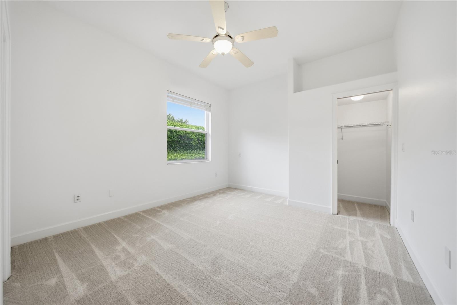 4034 Executive Dr Property Photo 27