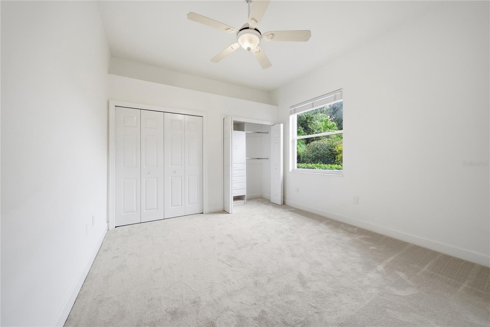 4034 Executive Dr Property Photo 30
