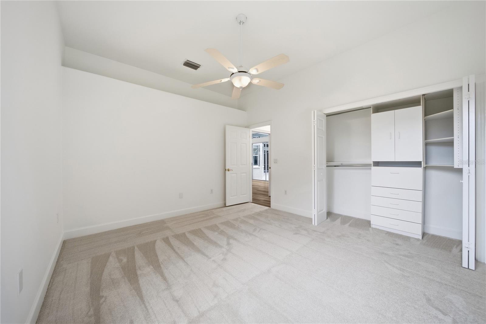 4034 Executive Dr Property Photo 33
