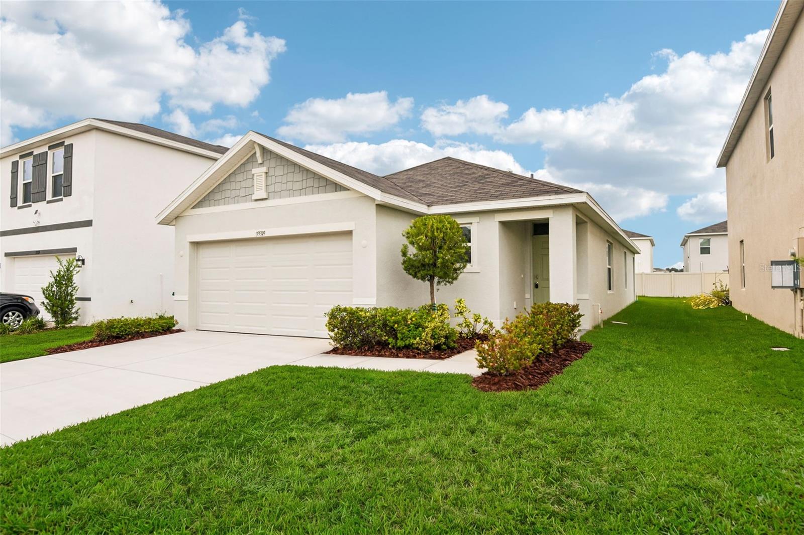 33319 Darley Dale Trl Property Photo 1