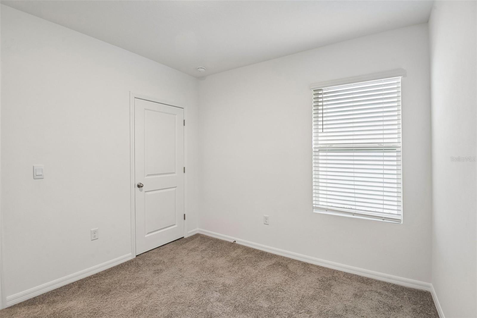 33319 Darley Dale Trl Property Photo 24