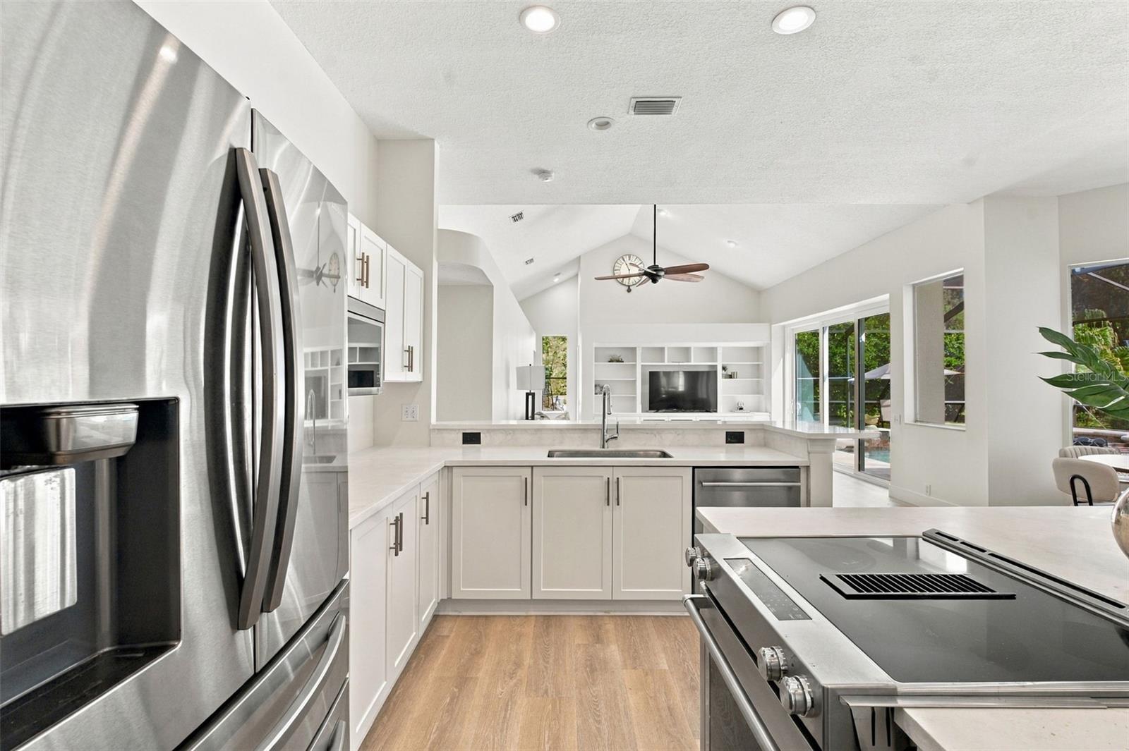 3553 Florian Ter Property Photo 6