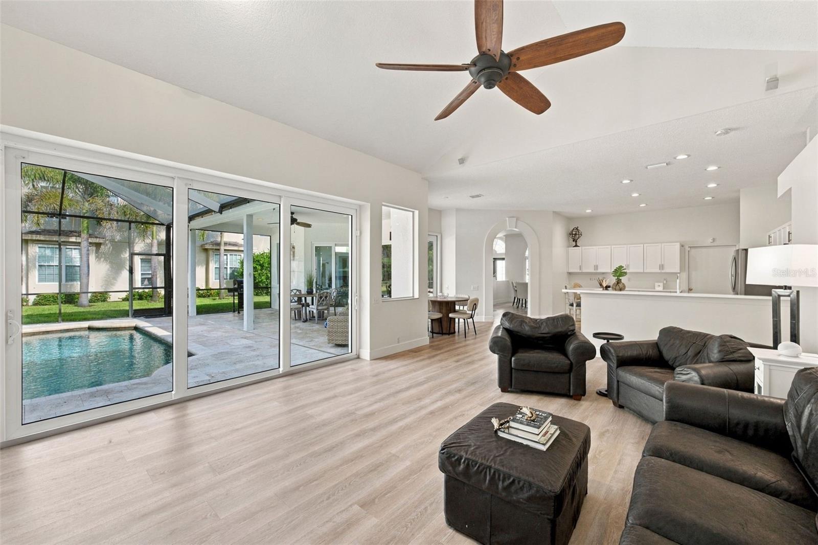 3553 Florian Ter Property Photo 16