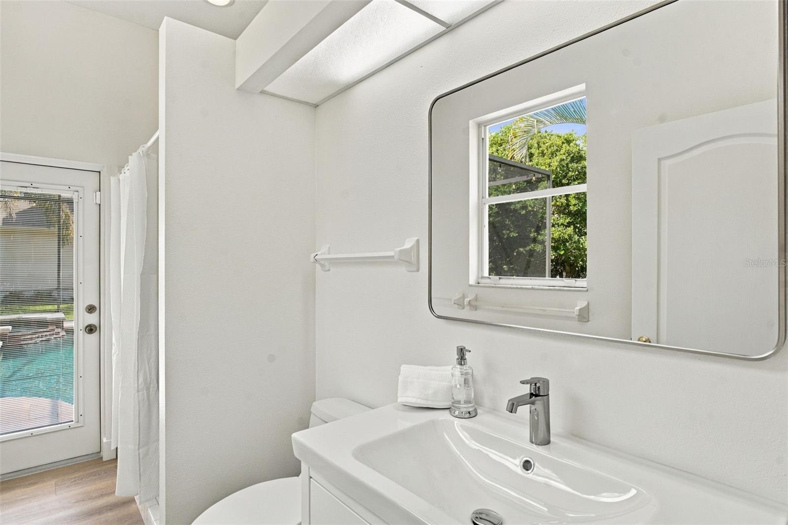 3553 Florian Ter Property Photo 29
