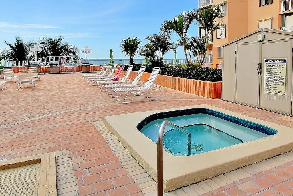 18400 Gulf Blvd #1208 Property Photo 15