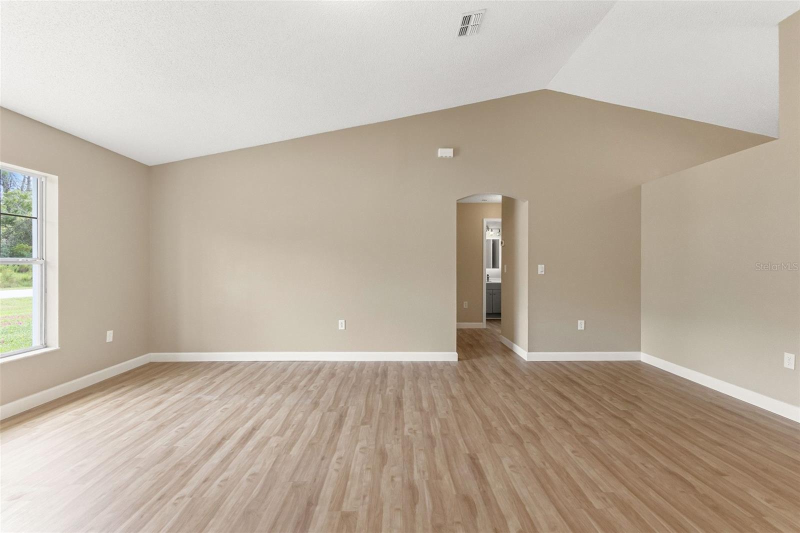13393 Twin Lake Ave Property Photo 12