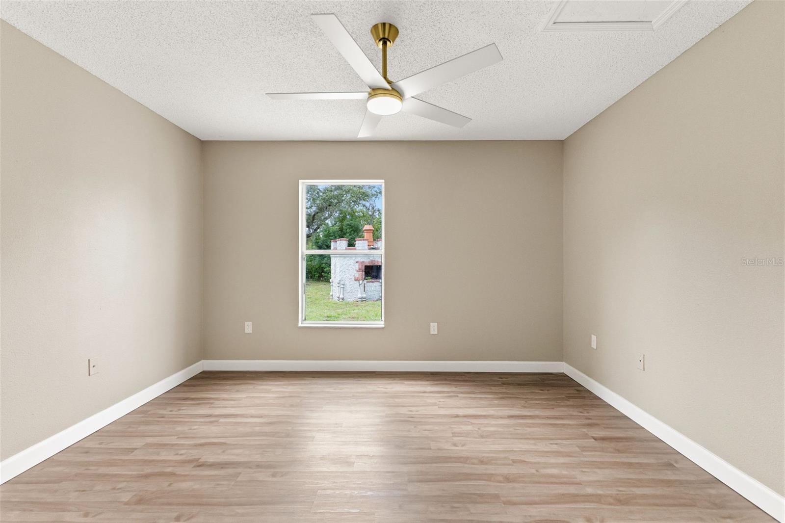 13393 Twin Lake Ave Property Photo 24