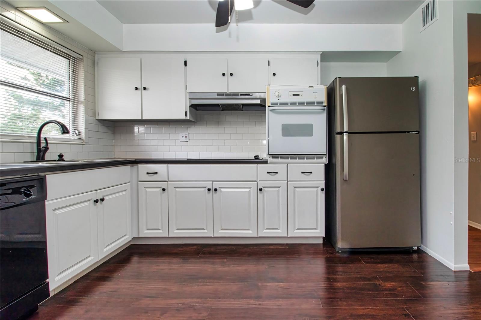 1507 N Lake Dr Property Photo 15