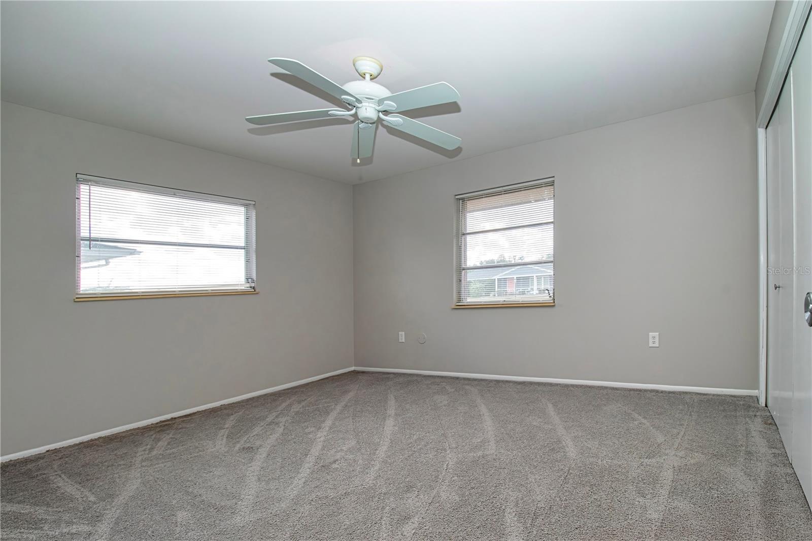 1507 N Lake Dr Property Photo 18