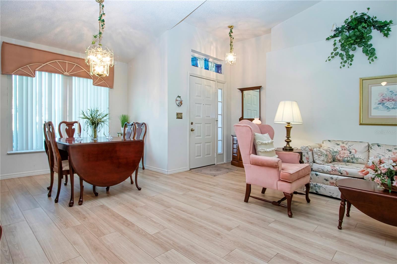 2035 Prestancia Ln Property Photo 10
